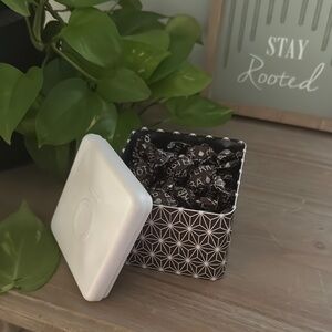 Doterra Cinnamon drops in tin box